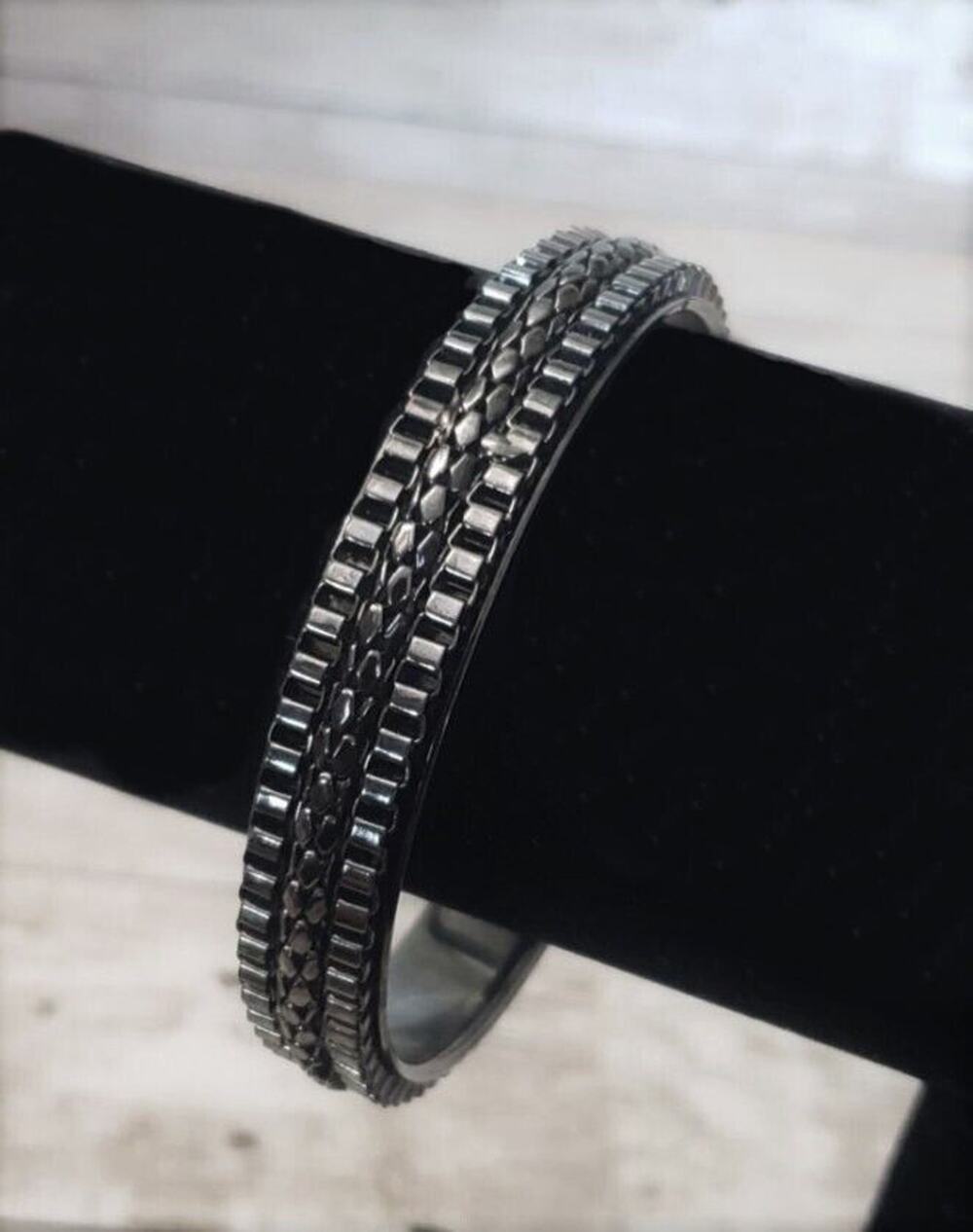 Vintage Bracelet / Bangle - Dark Metallic 8"